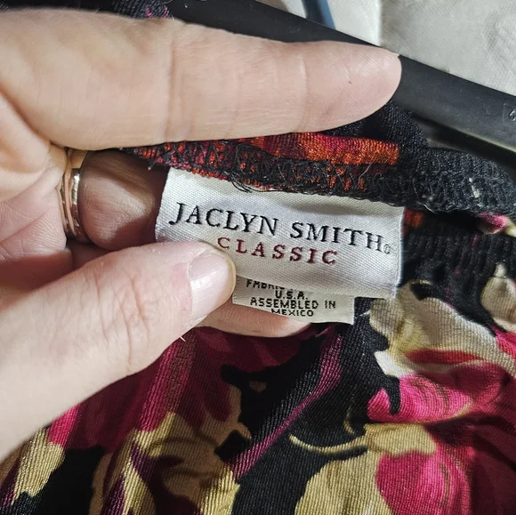 Long Floral Skirt with Pink and Red Flowers - Picture 2 of 5